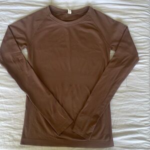 Athleta Long Sleeve Workout Top